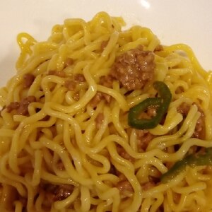 《アレンジ麺》野菜たっぷり！ひき肉あんかけ焼きそば